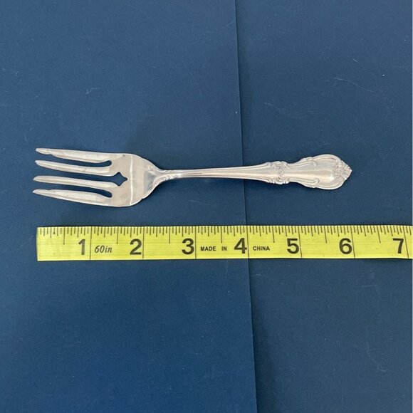 Vtg Stainless by Salem Victoria Pattern 4 Salad Dessert Forks Flatware Japan - Picture 5 of 6